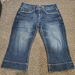 Maurice's capri flap pocket distressed 11/12